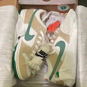 Nike SB Dunks Jarritos size  8.5 mens NWT